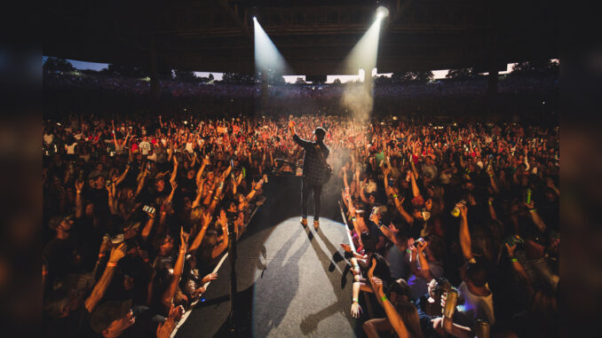 CHRIS LANE Promo Pic - Cover Photo