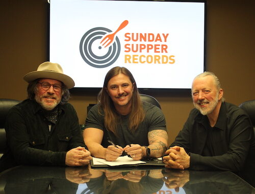 Country Artist Adam Warner Signs With Sunday Supper Records & Announces New Album, What Weâre Known For