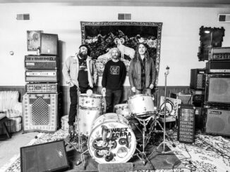 SWEET COBRA: BrooklynVegan Premieres âCoatsâ Video From Chicago Post-Rock Trio; Threes LP Nears November Release Via Hawthorne Street Records/Pax Aeternum