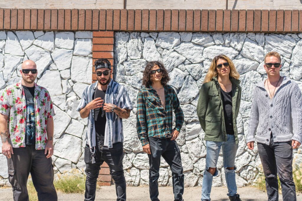 Voodu Announce Crushing, Varied Debut Single âPicturesâ Off Upcoming Album