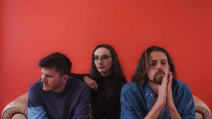 British Alt-Poppers, EXPLORING BIRDSONG, Announce New EP ‘Dancing in the Face of Danger’ Out March 24 British Alt-Poppers, EXPLORING BIRDSONG, Announce New EP ‘Dancing in the Face of Danger’ Out March 24