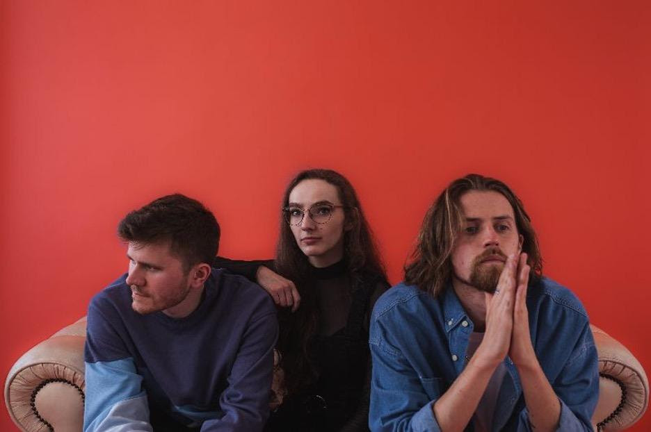 British Alt-Poppers, EXPLORING BIRDSONG, Announce New EP ‘Dancing in the Face of Danger’ Out March 24
