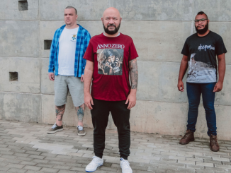 Instrumental Power-Trio, Autoclismo, drops the heavy track "Deep dive"