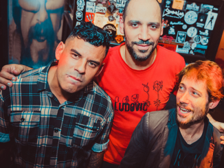 She is Dead conquista fÃ£s ao redor do mundo com o blend de punk e garage rock em novo disco