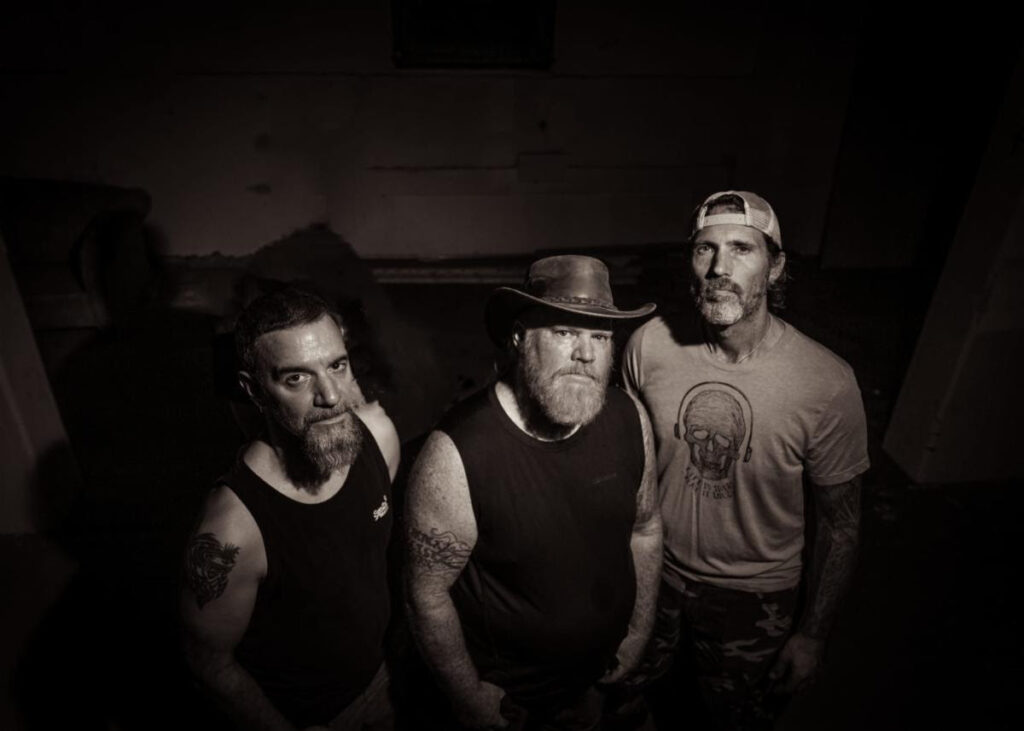 WHO ON EARTH Release Live Video for “Black Swan” with special guest Mike Orlando!
