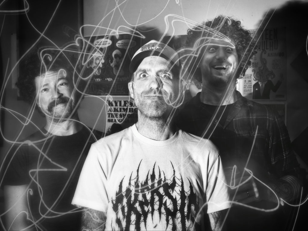 SANDRIDER: Everything Is Noise Premieres âCirclesâ From Seattle Loud Rock Trio; Enveletration Full-Length To See Release Next Month On Satanik Royalty Records