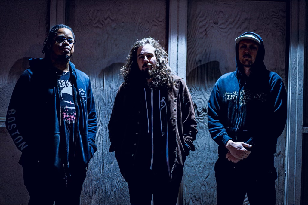 LESOTHO: Echoes And Dust Premieres âCrown Of Echoesâ As Boston Instrumental Post-Metal Trio Prepares For The Early April Release Of Debut Album, Through The Dying Light