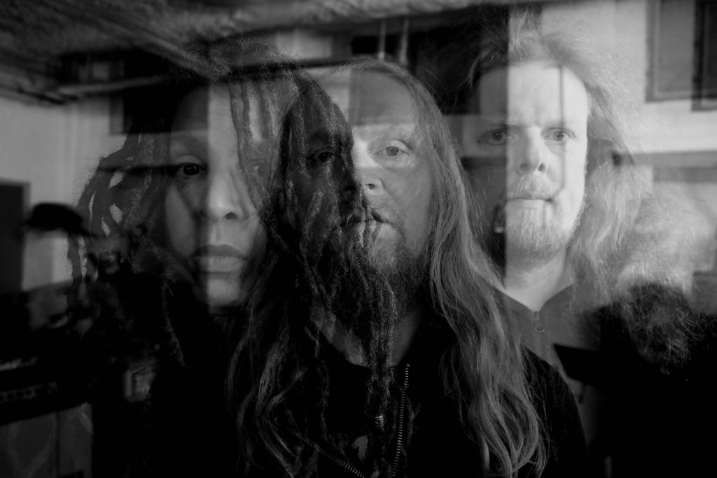 TREEDEON: Decibel Magazine Premieres âViking Meditation Songâ Video From German Sludge/Noise Rock Trio; Third LP, New World Hoarder, Nears Release Through Exile On Mainstream Records