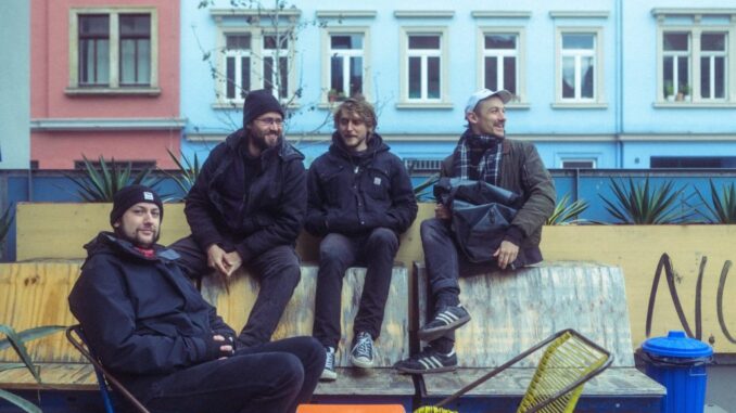 GAVIAL: Treble Premieres Video For âCircles, Part 1â From German Blues/Psychedelic Rock Band; VOR LP Nears Release Through Exile On Mainstream + Preorders Posted GAVIAL: Treble Premieres Video For âCircles, Part 1â From German Blues/Psychedelic Rock Band; VOR LP Nears Release Through Exile On Mainstream + Preorders Posted