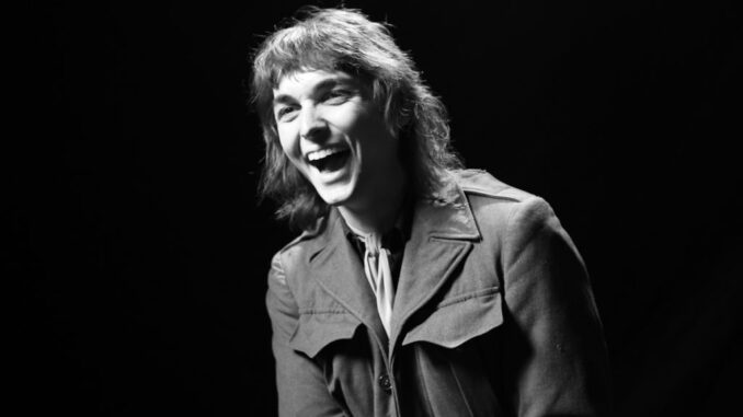 AUSTIN STAMBAUGH: New Noise Magazine Premieres âBig Engine Blueâ From Nashville Folk Artist; Midwest Supernatural Album Nears Release Through Anti-Corporate Music