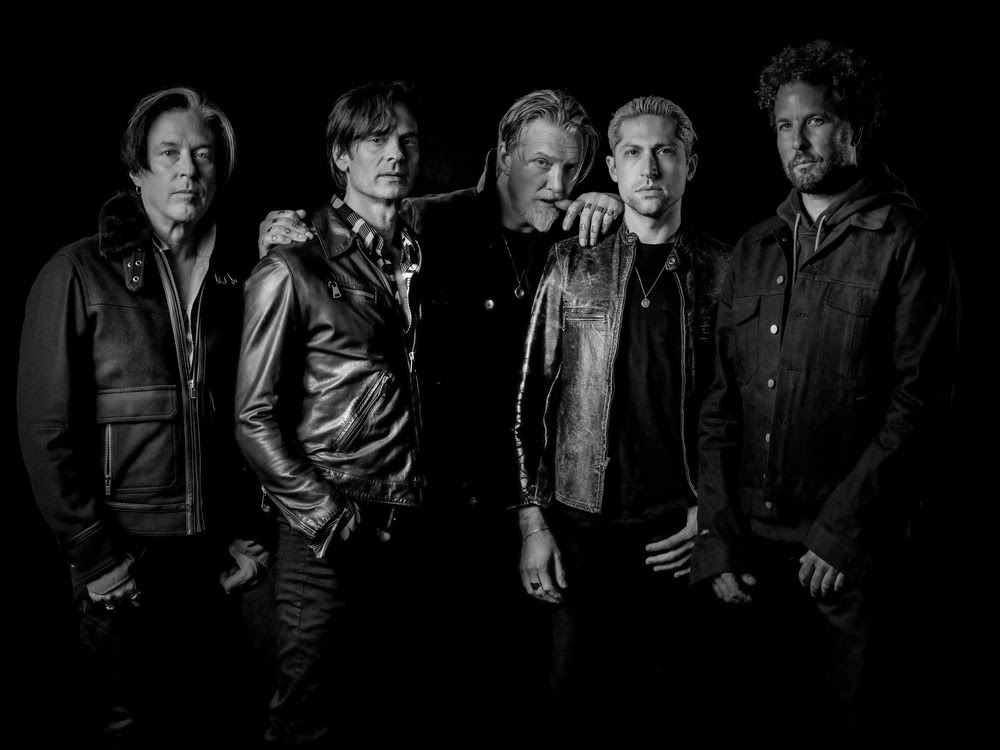QUEENS OF THE STONE AGE: âPaper Macheteâ Out Now