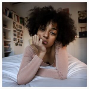 SONO Music announces Waiting, the new Single by Hallyx SONO Music announces Waiting, the new Single by Hallyx