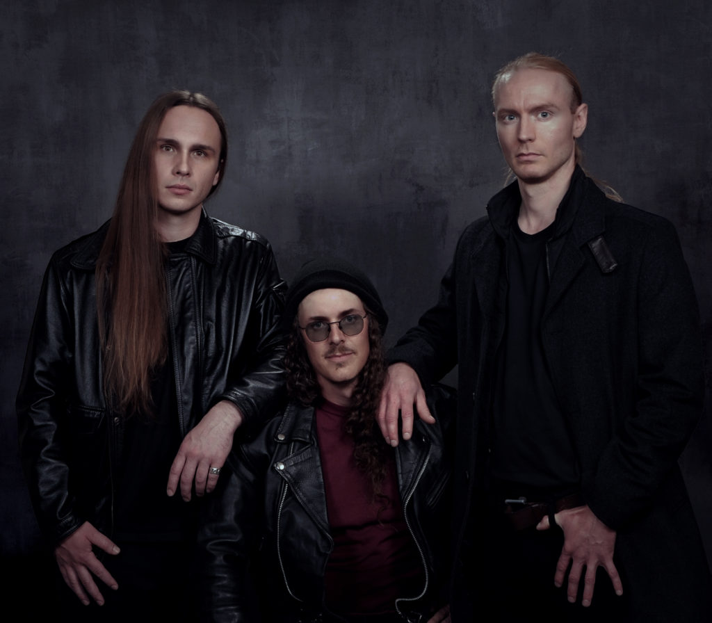 FABRICANT: Drudge To The Thicket Debut LP From California Death Metal Trio Formed By Members Of Mefitis Now Streaming; Album To Be Released This Friday On Profound Lore Records