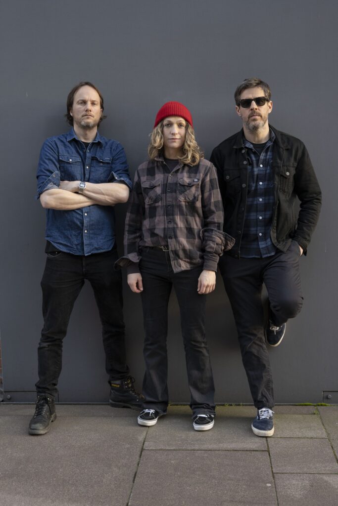 THE MOTH: Treble Premieres âBattlefieldâ Video From German Doom/Sludge Metal Trio; Fourth LP, Frost, Nears Release Via Exile On Mainstream