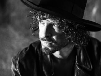 CONNY OCHS: Everything Is Noise Premieres Stunning âHickhackâ Video; Singer/Songwriter To Release German-Sung Wahn Und Sinn LP Through Exile On Mainstream October 20th