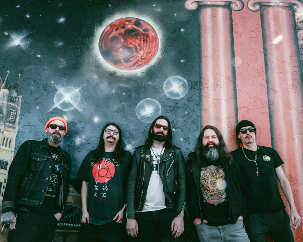 ROBOTS OF THE ANCIENT WORLD: Everything Is Noise Premieres 3737 From Portland Psychedelic Stoner Doom Outfit; Record To Drop This Friday Via Small Stone Recordings
