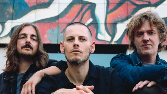 ZAHN: Cvlt Nation Streams Adria LP By Berlin-Based Post-Rock Trio With Ex-The Ocean, Heads., And EinstÃ¼rzende Neubauten (Live) Members; Album Out Friday On Crazysane Records