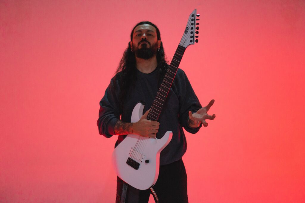 ESHTADUR’s New Guitar Playthrough Unleashes The Wisdom of âFire Above Mountain Belowâ
