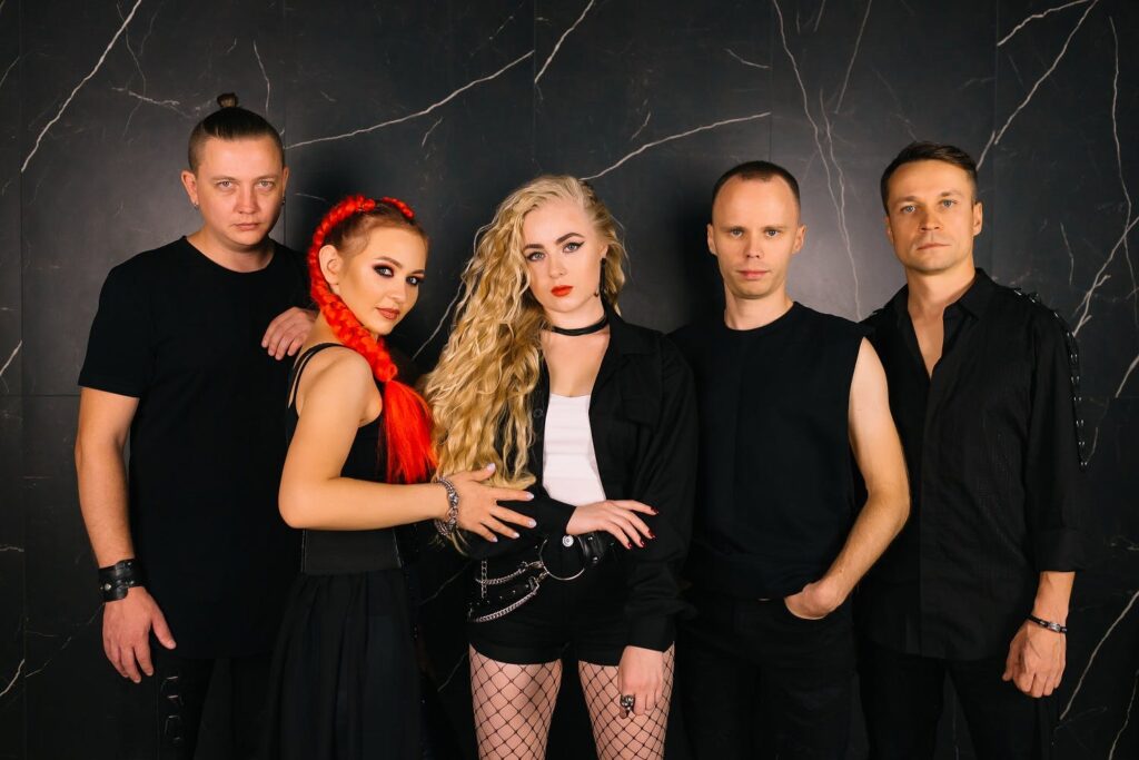 Rockshots Records – Ukraine’s SCARLETH Returns With An Empowering New Video “When the Day Comes”