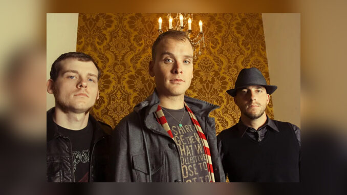 ALKALINE TRIO 2010 Promo Pic (1) - Cover Photo