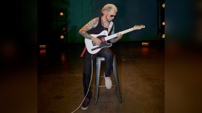 JOHN 5 Promo Pic (1) - COVER PHOTO JOHN 5 Promo Pic (1) - COVER PHOTO