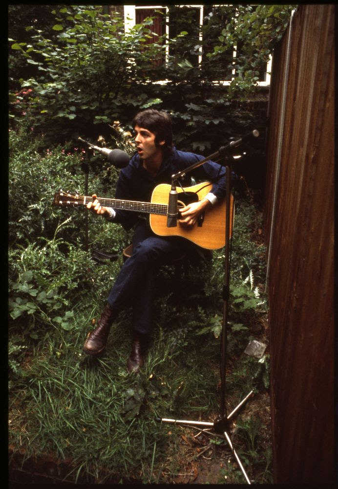 Paul McCartney & Wings: One Hand Clapping 1974 Live Studio Sessions Available Now