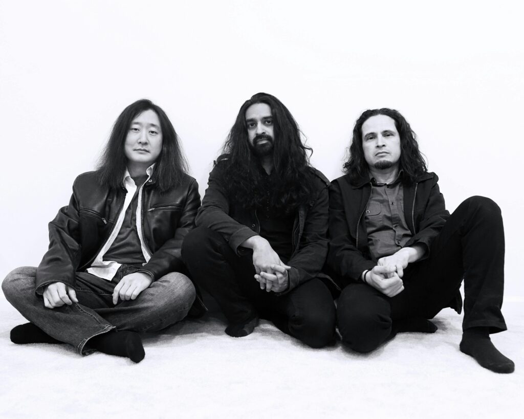 Streaming Now! Proggers SHUMAUN Unveils Their Fourth Album âOpposing Mirrorsâ Featuring An All-Star Lineup of Drummers – Thomas Lang (Peter Gabriel, Paul Gilbert), Marco Minnemann (The Aristocrats), Leo Margarit (Pain of Salvation)