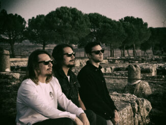 FREE RIDE: Decibel Magazine Premieres âViceâ From Madrid-Based Psychedelic Fuzz Rock Trio; Acido Y Puto Full-Length Nears Release On Small Stone Recordings