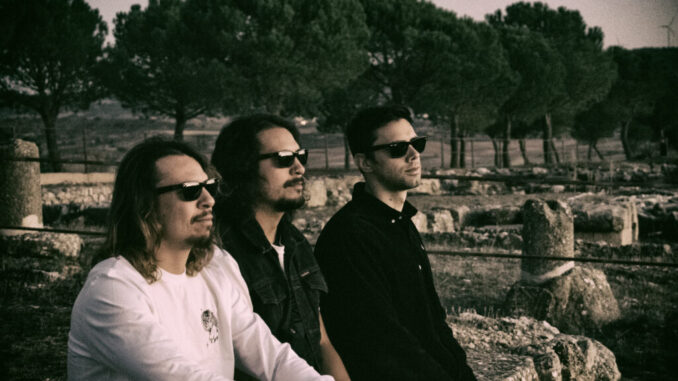 FREE RIDE: Acido Y Puto From Madrid-Based Psychedelic Fuzz Rock Trio Streaming In Full At Nine Circles; Record To See Release This Friday On Small Stone Recordings