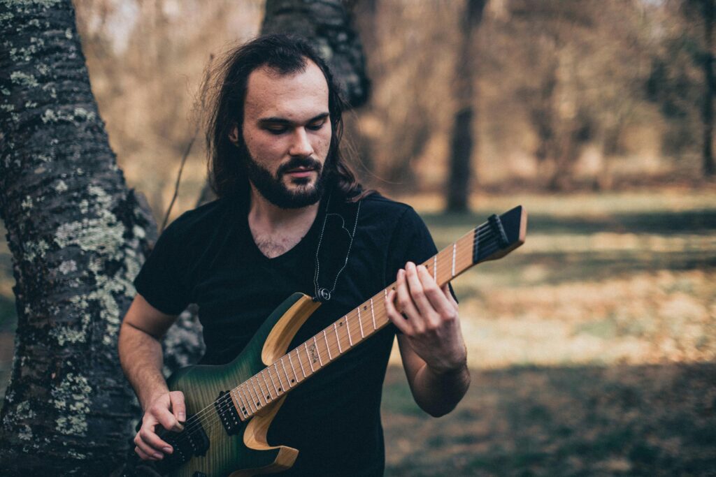 Manuel Barbará Drops Heavy, Progressive New Video âAphelionâ Off Blade Runner Themed Metal EP âWhisper in a Stormâ Out Now!