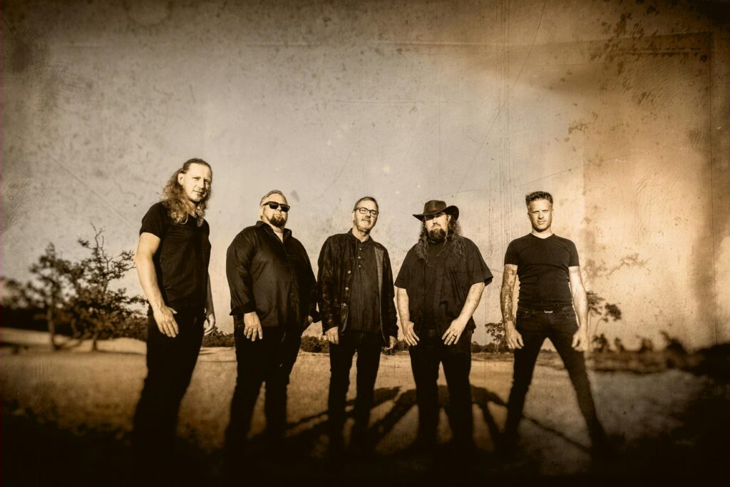 Rockshots Records – Out Now! THEIGNS & THRALLS New Album âThe Keep And The Spireâ + New Lyric Video âNow My Life Is Doneâ ft. Alan Averill (Primordial)