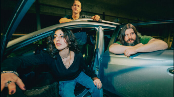 IMMORTAL BIRD: Sin Querencia Full-Length From Chicago Dissonant Metal Trio Now Streaming; Record To See Release Friday, October 18th On 20 Buck Spin IMMORTAL BIRD: Sin Querencia Full-Length From Chicago Dissonant Metal Trio Now Streaming; Record To See Release Friday, October 18th On 20 Buck Spin