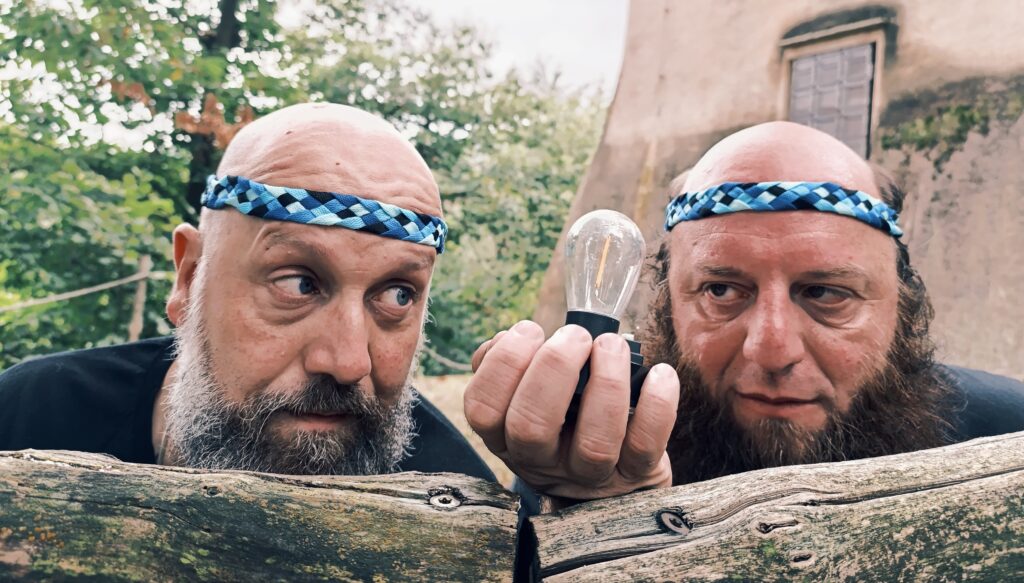 GOTHO: Italian Avant/Instrumental Metal Duo Issues “Second Fight In Planet Disco Dance” Visualizer; Sci-Fi Themed Second LP, Gothron Versus Fartark, Drops Next Week On Supernatural Cat