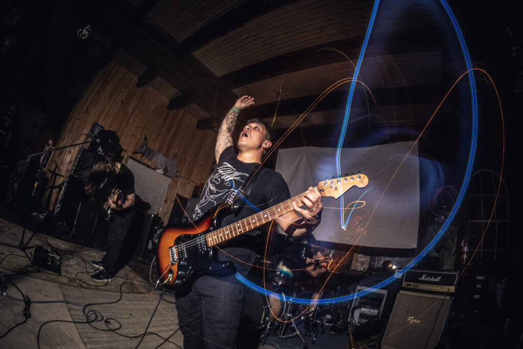MIRACLE BLOOD: Hello Hell, The Second LP From Boston Metallic Punk/Noise Rock Trio, Now Streaming Exclusively At IDIOTEQ; Album Out This Friday On Nefarious Industries