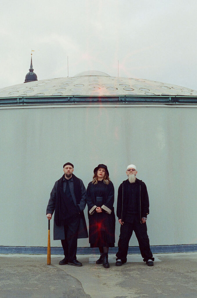 KARLA KVLT: The Obelisk Premieres “Swallowed” Video By German Ethereal Sludge Metal/Post-Rock Trio; Debut LP, Thunderhunter, Nears February 21st Release Through Exile On Mainstream Records