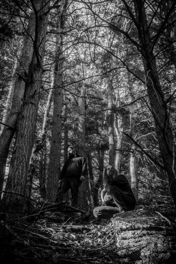 NAMEBEARER: No Clean Singing Premieres âBlack Vein, Atom Drumâ From Maine Black Metal Duo With Obsidian Tongue And Obsequiae-Live Members; Industries Of The Fading Sun Nears May 2nd Release