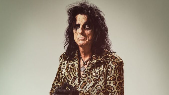 Alice Cooper Is Calling On Fans For The Video For His Forthcoming Single “Don’t Give Up” Alice Cooper Is Calling On Fans For The Video For His Forthcoming Single “Don’t Give Up”