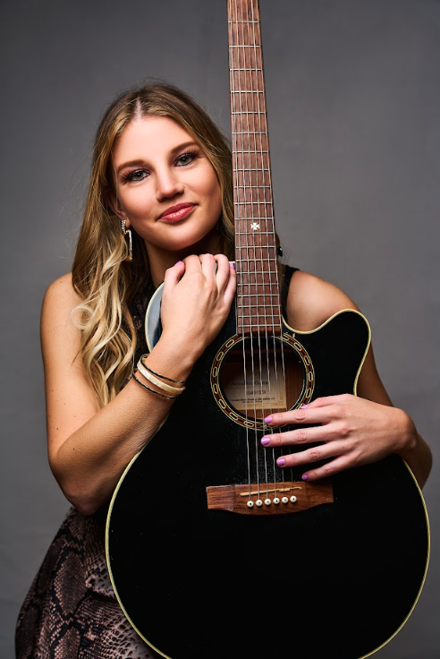 Country Singer-Songwriter, Recording Artist, Author, Entrepreneur & Podcast Host Sarah Harralson Partners With JWA Media For Public Relations & Publicity Representation