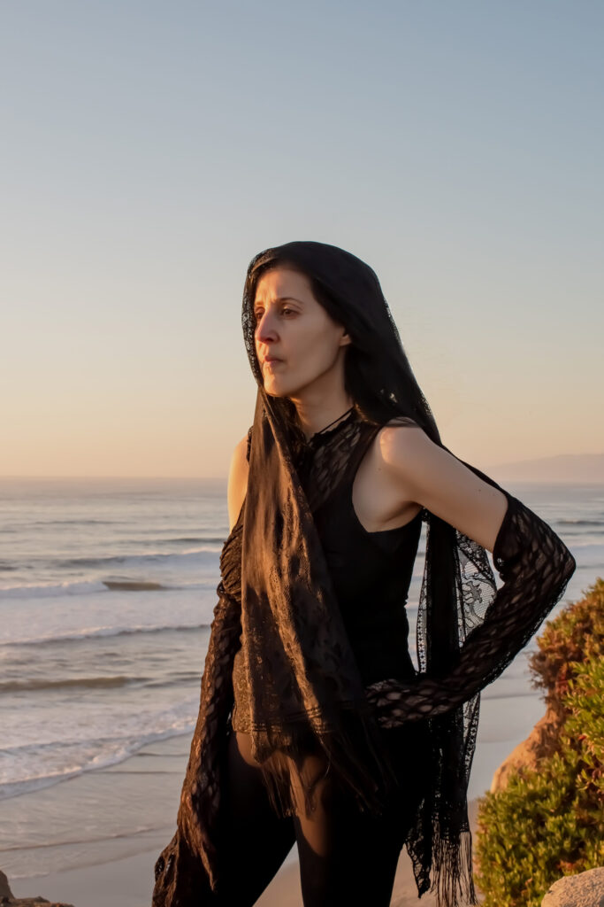 LEILA ABDUL-RAUF: “Eros Anima” From Vastum Member’s Dark Ambient/Ritual Folk Solo Endeavor Now Playing; Sixth Solo Album, Andros Insidium, Nears April 17th Release On 20 Buck Spin