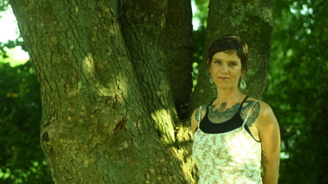 SHANNON JAE RIDOUT: Northwestern US Folk Singer/Songwriter Issues Title Track From Two Busted Boots And A Broken Heart LP, Nearing June 12th Release On Anti-Corp Music
