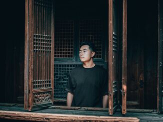 Jiexi Zhao publicity photo for the EP Ìnkè