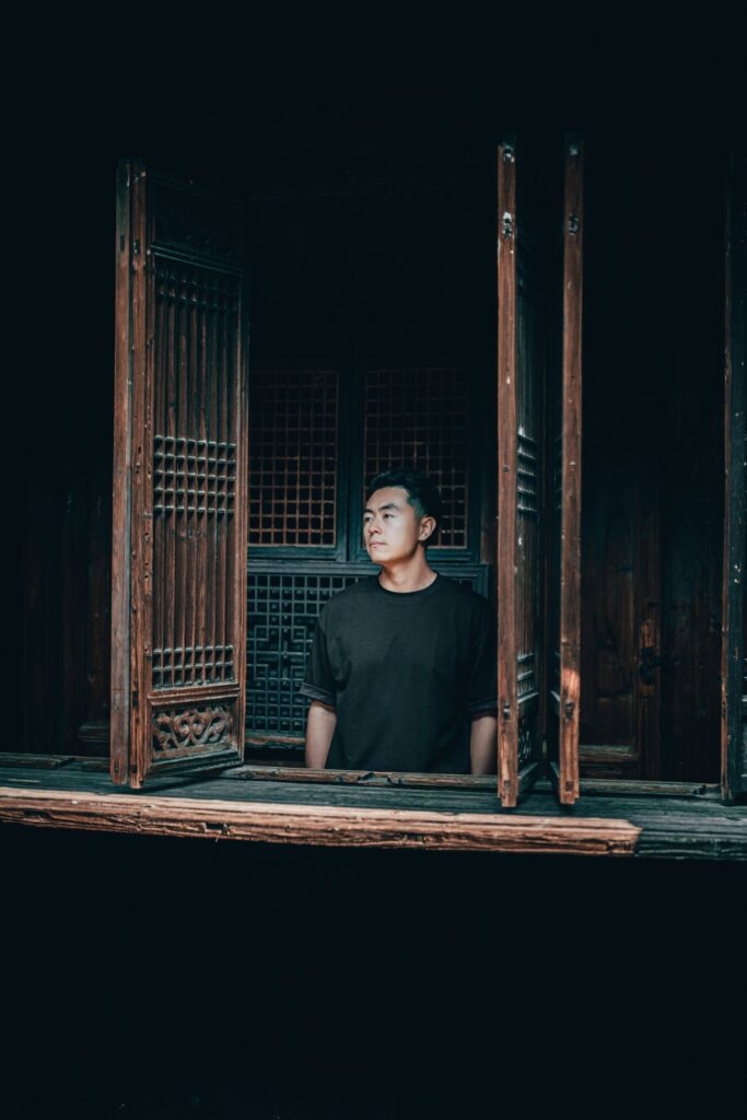 Jiexi Zhao publicity photo for the EP Ìnkè