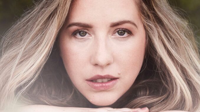 Katy Weirich – Joy To The World (Hallelujah) publicity image