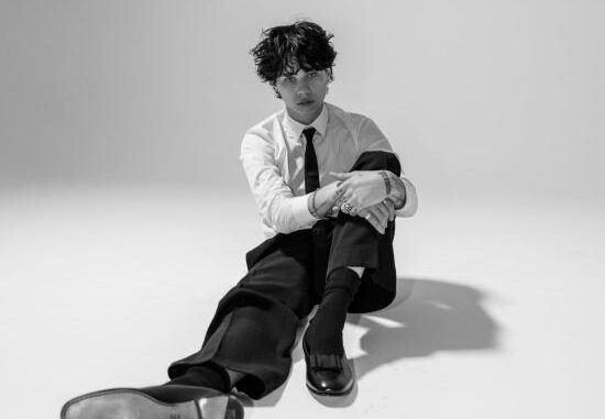 Landon Barker official Elektra press photo by Rory Kramer
