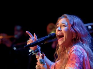 Lauren Daigle performing “Tremble” live