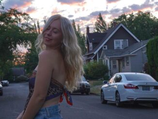 Maddie Carpenter – Cowboy debut single publicity image