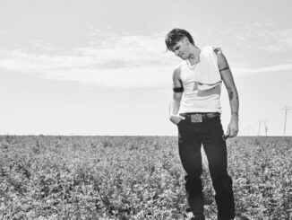 Riley Thomas official 2023 Elektra press photo by Jimmy Fontaine